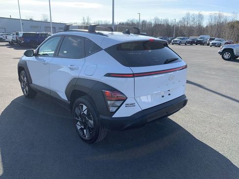 Used 2024 Hyundai Kona SEL image 6