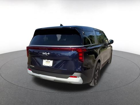 Used 2026 Kia Carnival FWD image 14