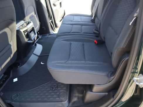 New 2026 RAM 1500 4x4 Crew Cab image 13