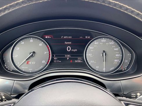 Used 2017 Audi S6 Premium Plus w/ S6 Sport Package AWD/4WD image 24