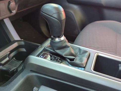 Used 2020 Toyota Tacoma SR5 image 20