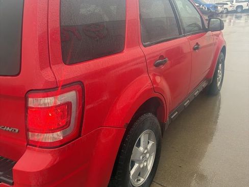 Used 2009 Ford Escape XLT image 4