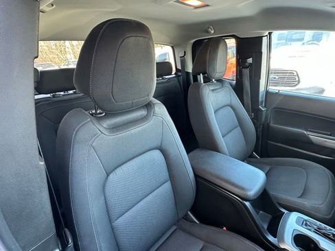 Used 2016 Chevrolet Colorado LT w/ LT Convenience Package image 22