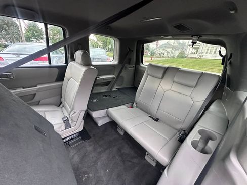 Used 2010 Honda Pilot EX-L image 17