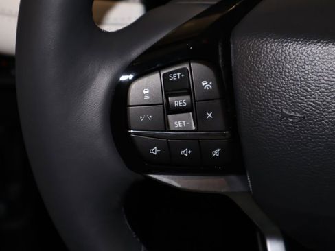 New 2026 Ford Explorer Platinum image 24