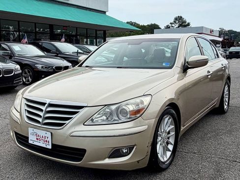 Used 2011 Hyundai Genesis 3.8 RWD image 1