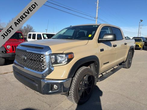 Used 2019 Toyota Tundra SR5 image 1