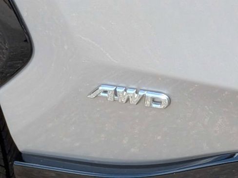 Used 2023 Toyota RAV4 XSE AWD/4WD image 12