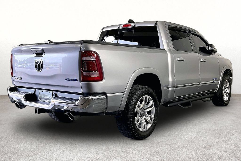 Used 2024 RAM 1500 Limited AWD/4WD image 2