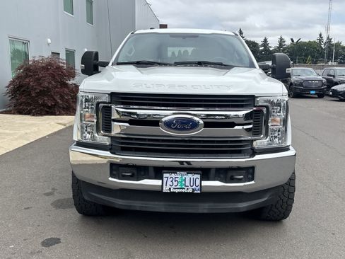 Used 2018 Ford F250 XLT AWD/4WD image 8