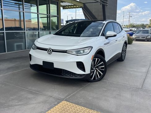 Used 2024 Volkswagen ID.4 S image 2