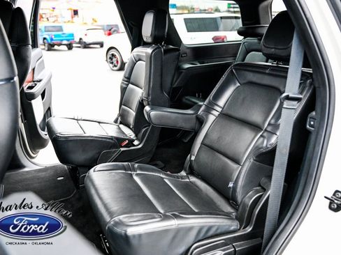 Used 2021 Lincoln Navigator Reserve image 11