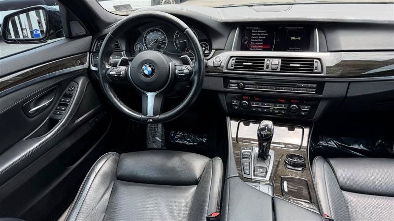 Used 2016 BMW 550i xDrive Sedan AWD/4WD image 18