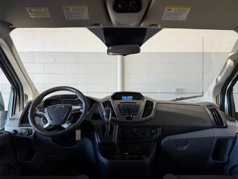 Used 2015 Ford Transit 150 XLT image 33