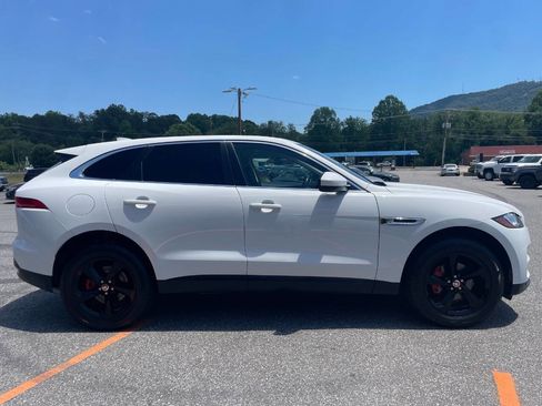 Used 2019 Jaguar F-PACE AWD/4WD image 7