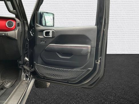 Used 2021 Jeep Wrangler Unlimited Rubicon AWD/4WD image 24