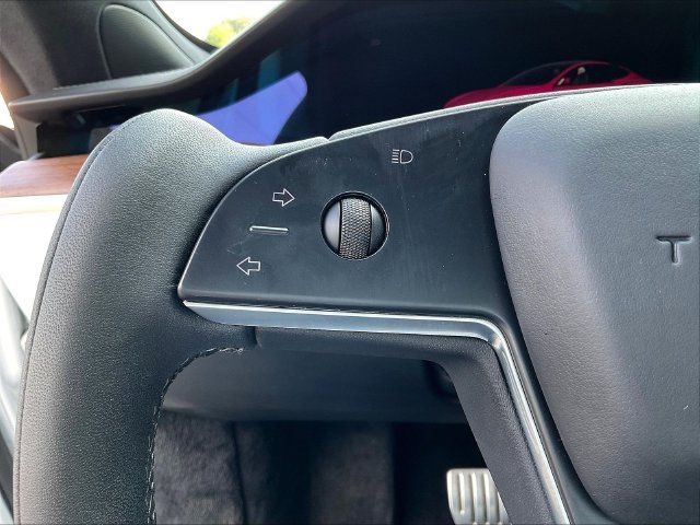 Used 2023 Tesla Model S AWD/4WD image 13