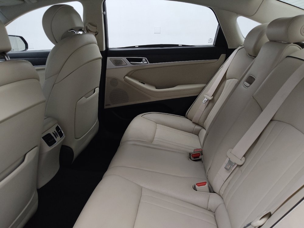 Used 2018 Genesis G80 3.8 w/ Option Group 03 RWD image 18