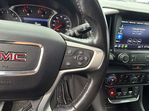 Used 2020 GMC Terrain SLT image 20