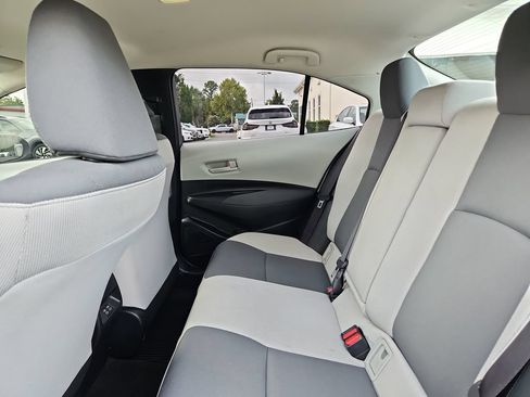 Used 2025 Toyota Corolla LE w/ Convenience Package FWD image 25