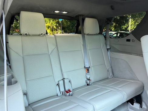 Certified 2025 Cadillac Escalade Sport Platinum AWD/4WD image 17