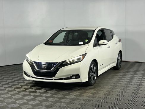 Used 2019 Nissan Leaf SL w/ SL Technology Package image 3