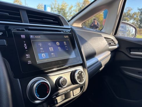 Used 2016 Honda Fit EX image 18