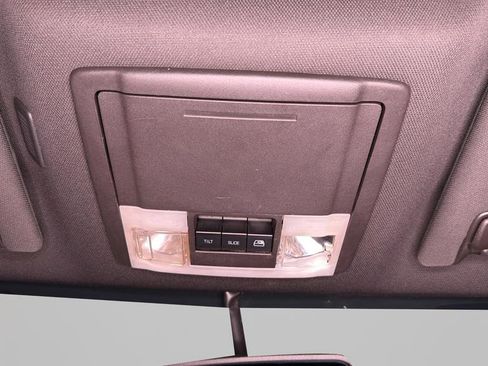 Used 2012 Ford F150 Raptor w/ Raptor Luxury Pkg image 18