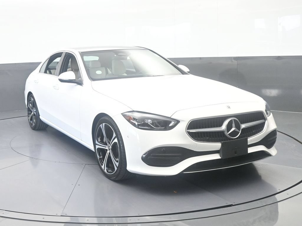 Used 2025 Mercedes-Benz C 300 Sedan image 9