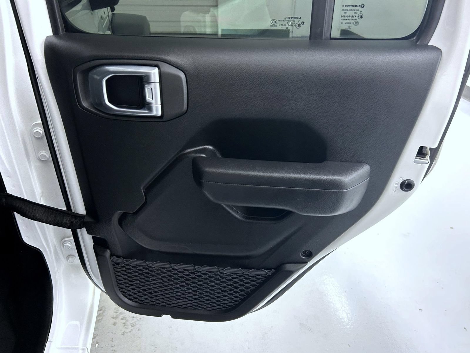 Certified 2022 Jeep Wrangler Unlimited Sport AWD/4WD image 17