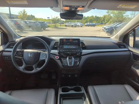 Used 2023 Honda Odyssey Touring image 21