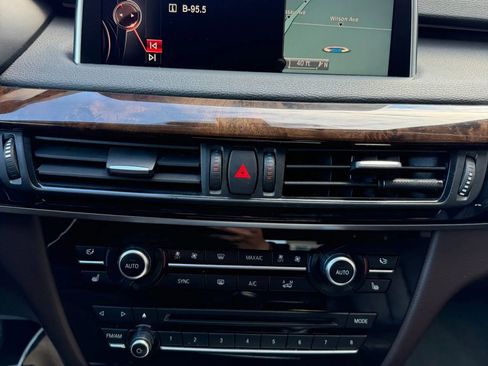 Used 2015 BMW X5 xDrive35i image 21