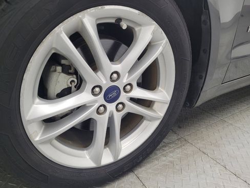 Used 2018 Ford Fusion S image 31