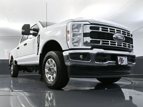 Used 2024 Ford F350 XLT w/ FX4 Off-Road Package image 53