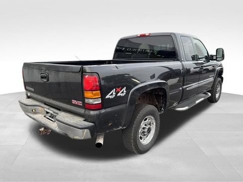 Used 2005 GMC Sierra 2500 SLT w/ Snow Plow Prep Package AWD/4WD image 5