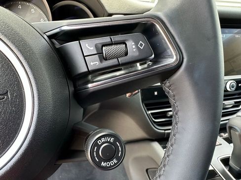 Used 2026 Porsche Macan S image 16