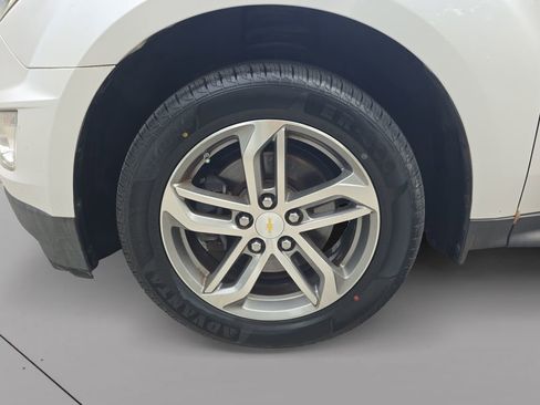 Used 2016 Chevrolet Equinox LTZ w/ Enhanced Convenience Package FWD image 12