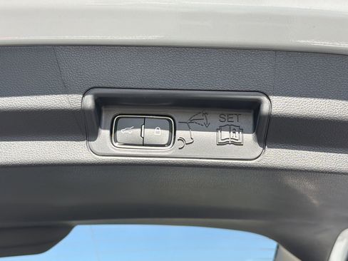 New 2026 Ford Explorer Active RWD image 25