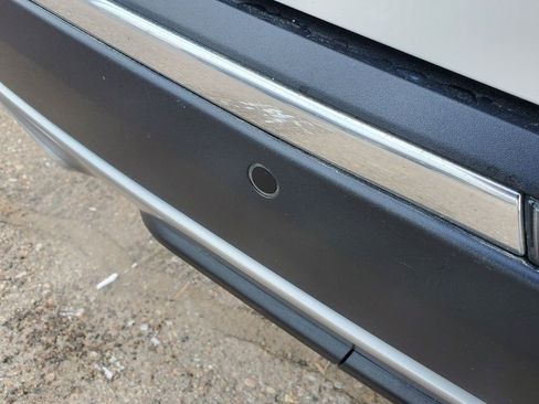 Certified 2023 Cadillac XT5 Premium Luxury w/ LPO, Floor Liner Package image 16