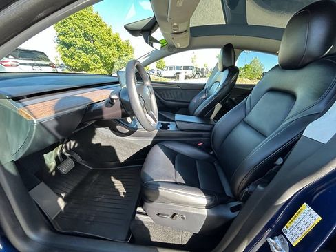 Used 2024 Tesla Model Y Long Range AWD/4WD image 12