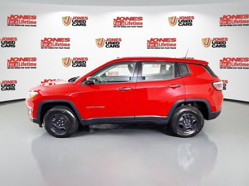 Used 2021 Jeep Compass Sport AWD/4WD image 14