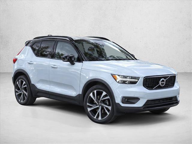 Used 2021 Volvo XC40 T5 R-Design w/ Advanced Package AWD/4WD image 3