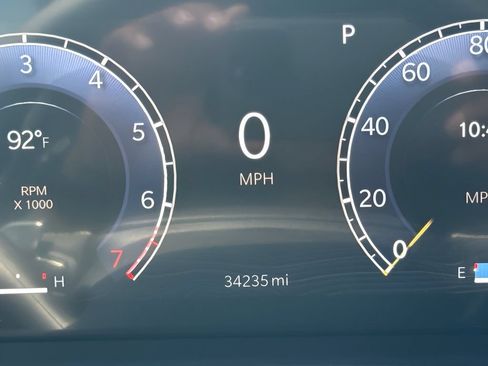 Used 2024 Jeep Grand Cherokee L Altitude AWD/4WD image 16