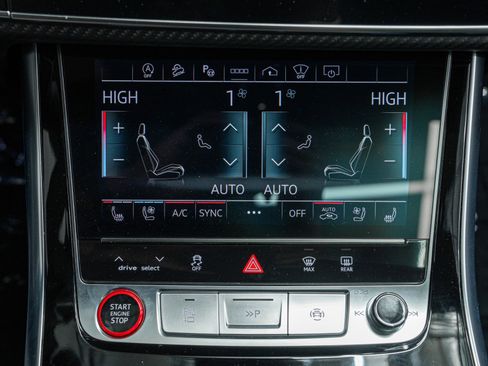 Used 2024 Audi SQ8 Prestige AWD/4WD image 27