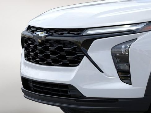 New 2026 Chevrolet Trax LT w/ Driver Confidence Package FWD image 13