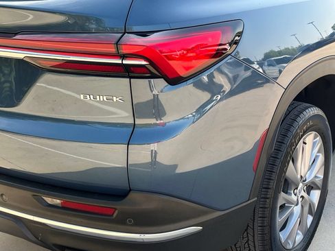 Used 2025 Buick Enclave Preferred FWD image 14