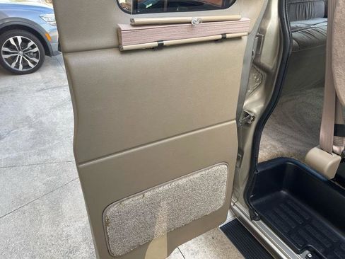 Used 1999 GMC Savana 1500 image 38