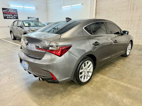 Used 2019 Acura ILX image 5