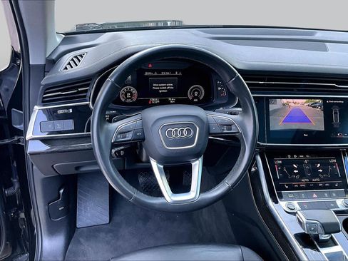 Used 2023 Audi Q7 3.0T Premium AWD/4WD image 30