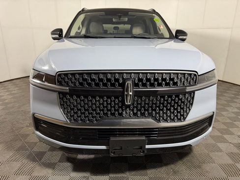 Certified 2025 Lincoln Navigator Reserve image 10